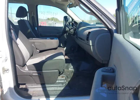 2009 Chevrolet Silverado 2500Hd Work Truck from USA, damaged, VIN 1GCHK43K89F173390